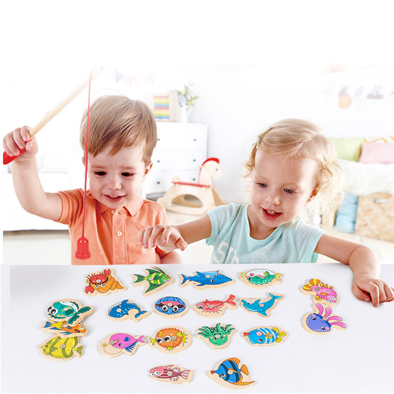 磁気釣りおもちゃゲームセット子供のためのモンテッソーリ木製漫 - Fishing Equipment For Kids のレビューと価格